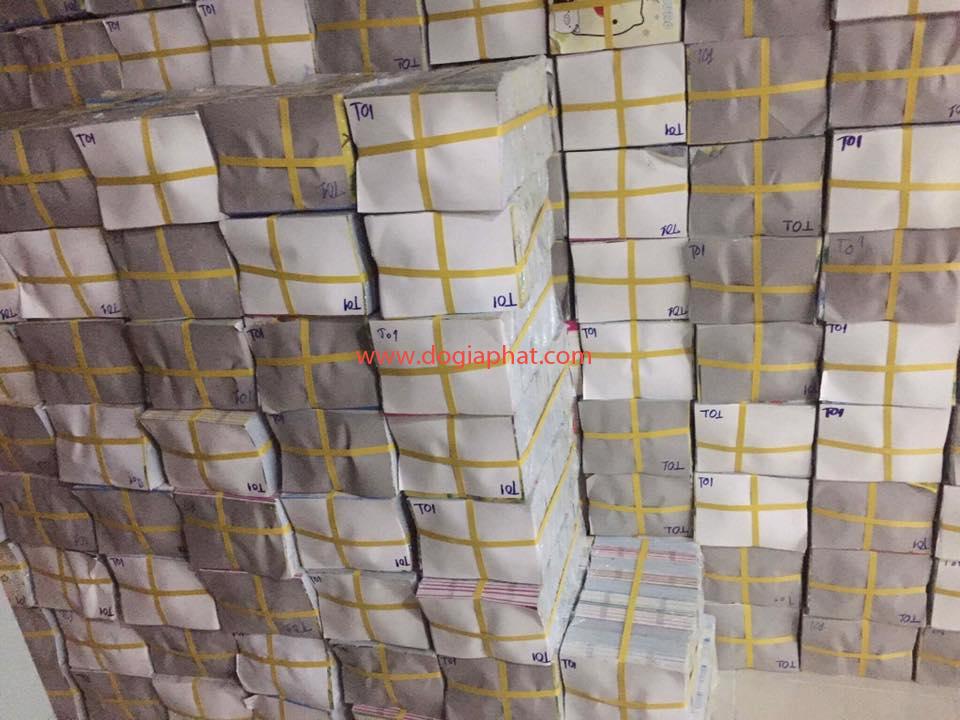 Mua tập vở học sinh giá rẻ làm từ thiện 2350đ/quyển